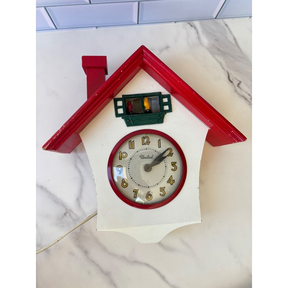 Vintage United Clock Corp Red White Electric Cottage Cuckoo Wall Clock Retro